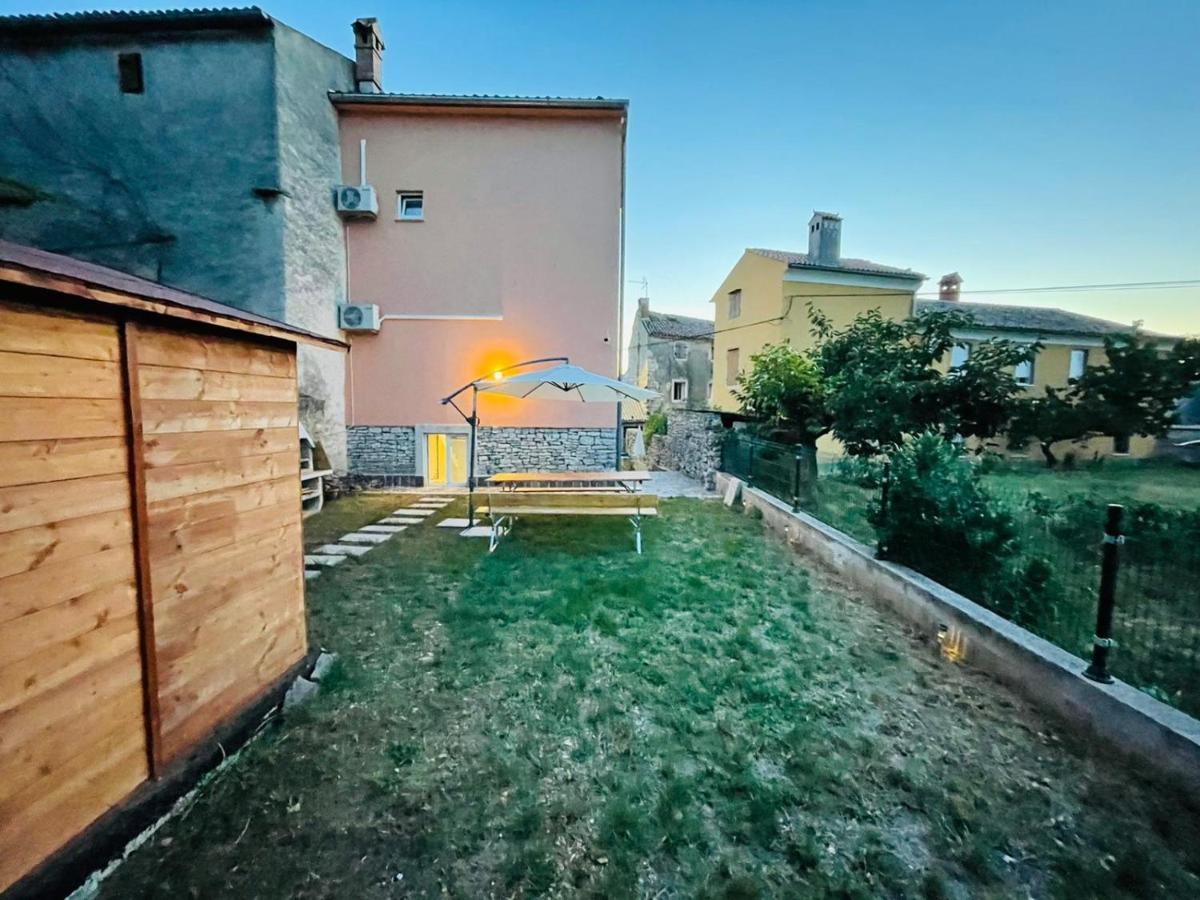 Milka Villa Galizana ภายนอก รูปภาพ